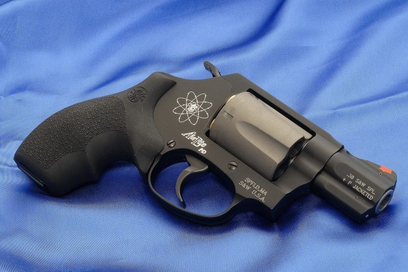 2017-03-05 - Widescreen Wallpapers: smith and wesson airlite revolver  picture -