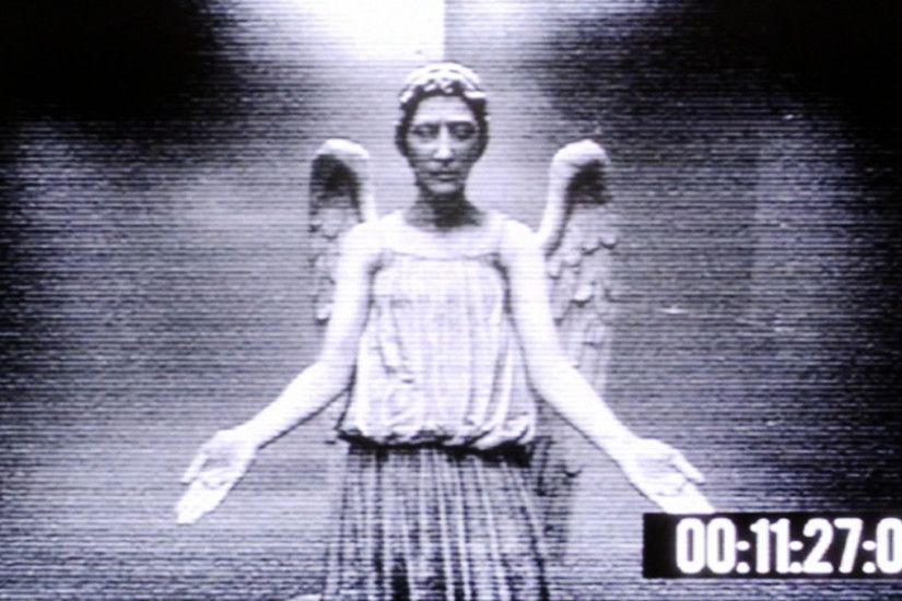 Weeping Angels wallpapers. Set it to change every few seconds for some fun.