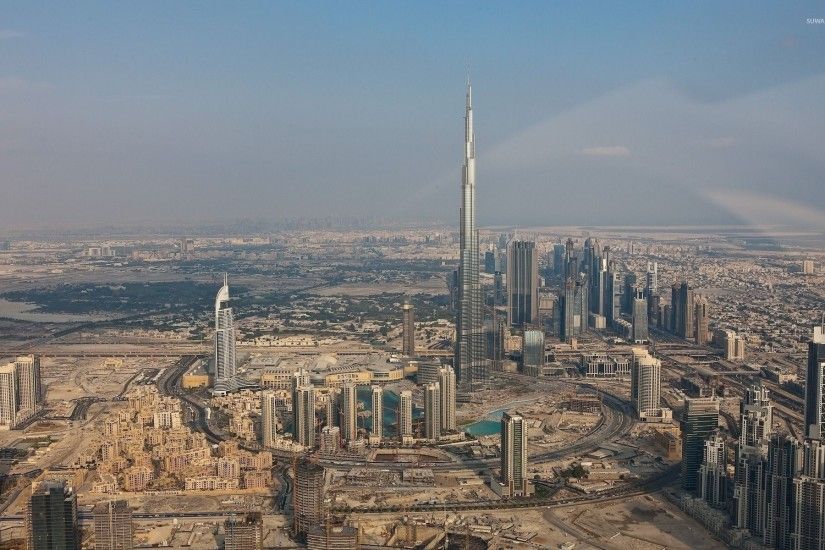 Burj Khalifa guarding Dubai wallpaper