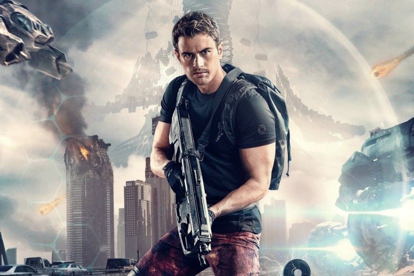 Movie - The Divergent Series: Allegiant Theo James Wallpaper