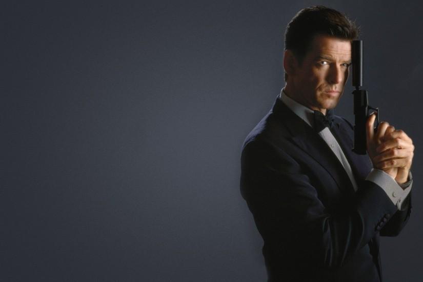 Pierce Brosnan Famous American James Bond Actor HD WallpaperHD .