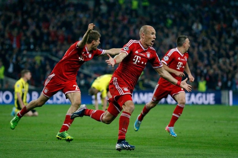 ~ Arjen Robben of Bayern Munich celebrating his game winner against  Borussia Dortmund in the Champions League Finals at New Wembley on 25 May  2013 …