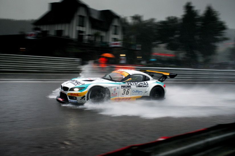 BMW Rain Race