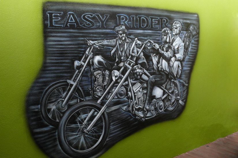 Easy-Rider-airbrush-easy-rider-mural-airbrush-wall-
