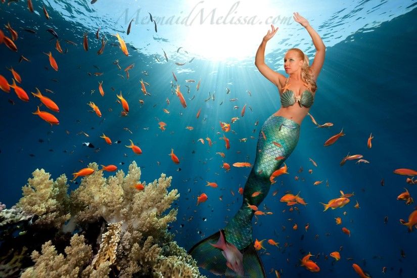 professional_mermaid_melissa_galore_mag
