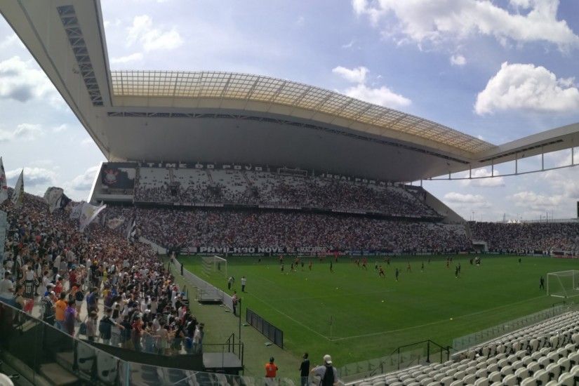Treino com 32 mil pessoas na Arena Corinthians