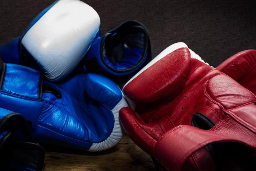 4K HD Wallpaper: Boxing Gloves