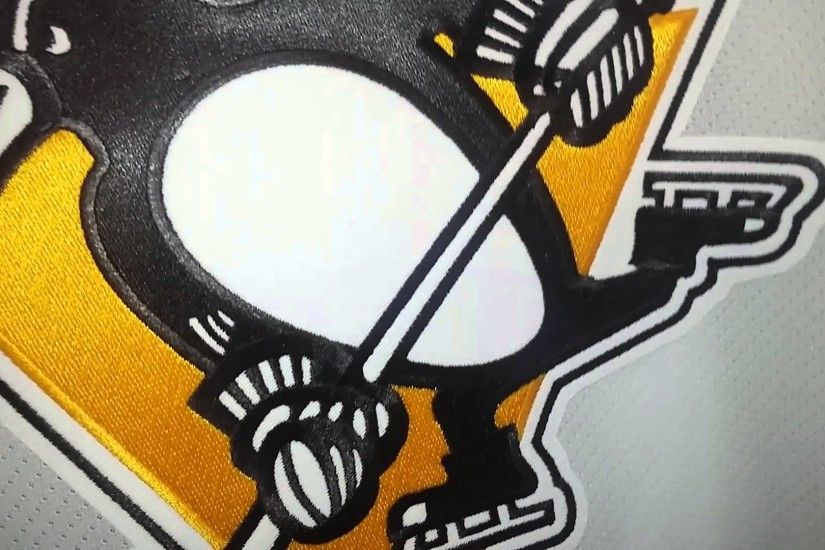 1977.79 Pittsburgh Penguins Retail Premier Throwback Hockey Jersey