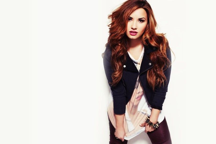 Demi Lovato Wallpapers HD Wallpaper
