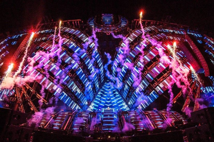 Armin van Buuren live at Ultra Music Festival Miami 2016 stage fireworks