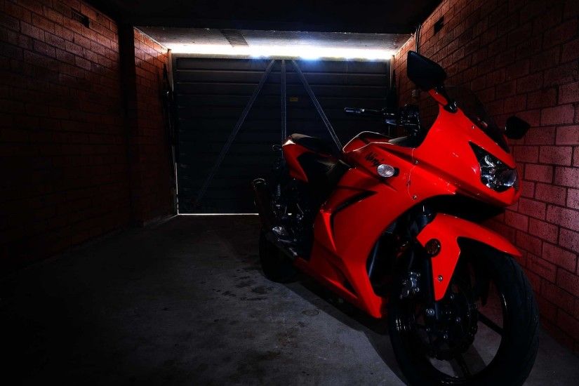 Kawasaki Ninja 250r red Desktop Wallpapers Widescreen