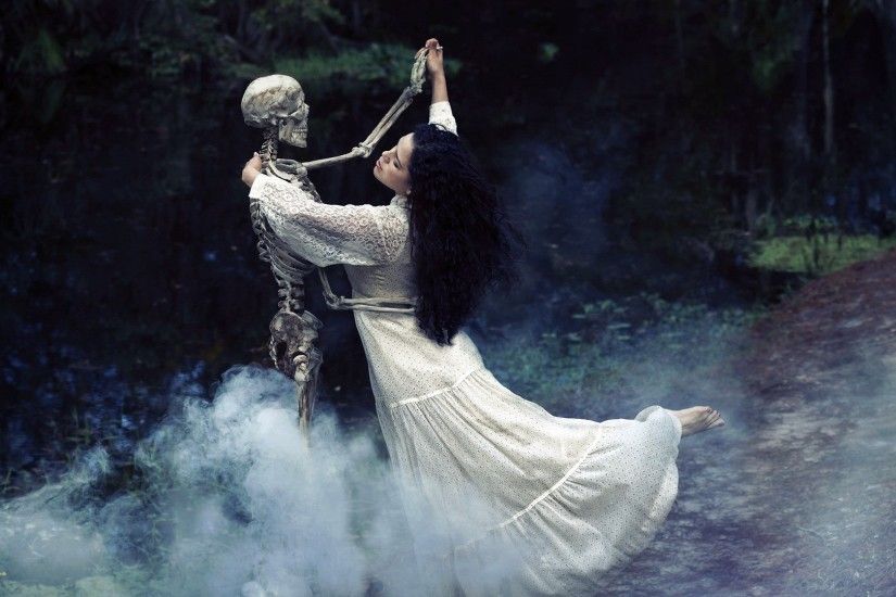 3840x2160 Wallpaper girl, skeleton, dance, unusual