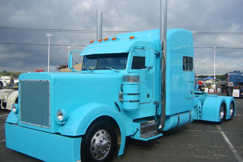 Truck-Peterbilt-Custom-Big-Rig-Semi-Tractor-Wallpaper-