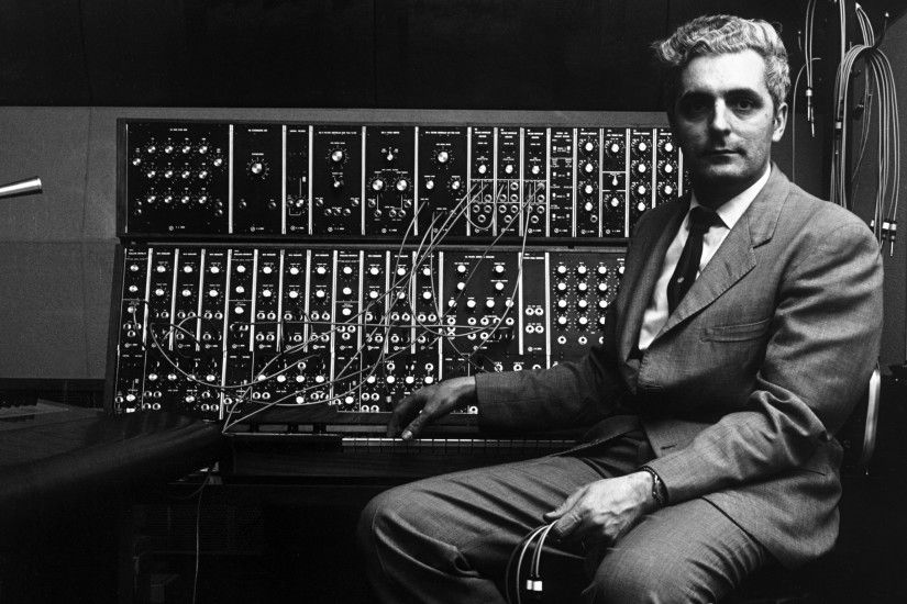 Robert Moog | radios and other sound systems | Pinterest | Robert ri'chard,  Music industry and Radios