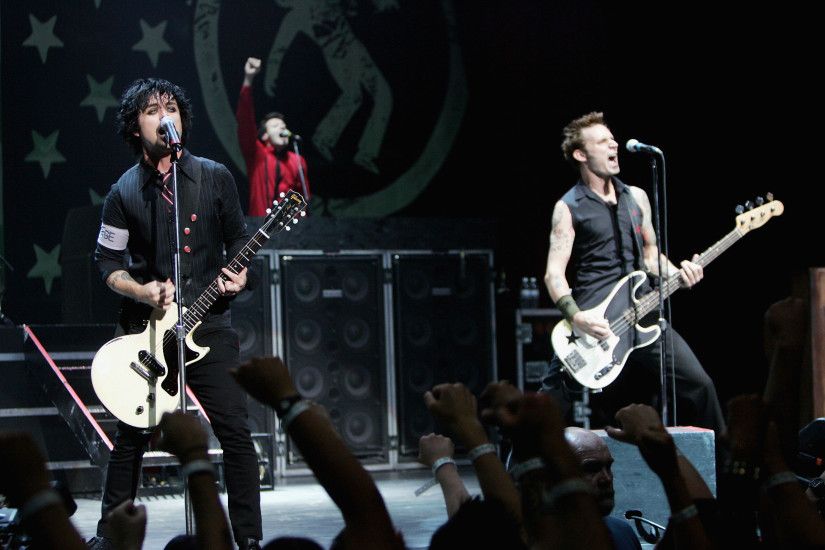 Solistul de la Green Day cedeaza in fata bauturii