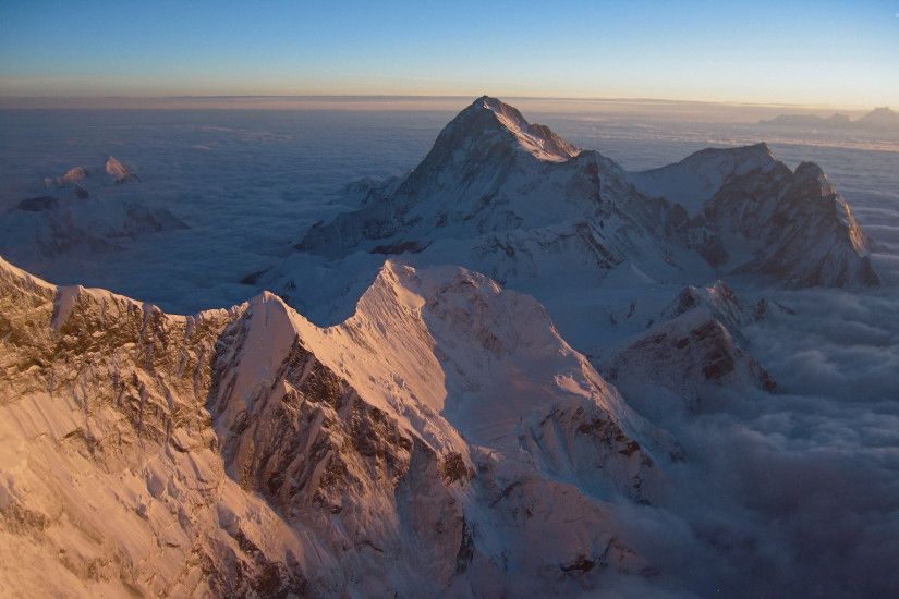 Mount Everest [4] wallpaper 2880x1800 jpg