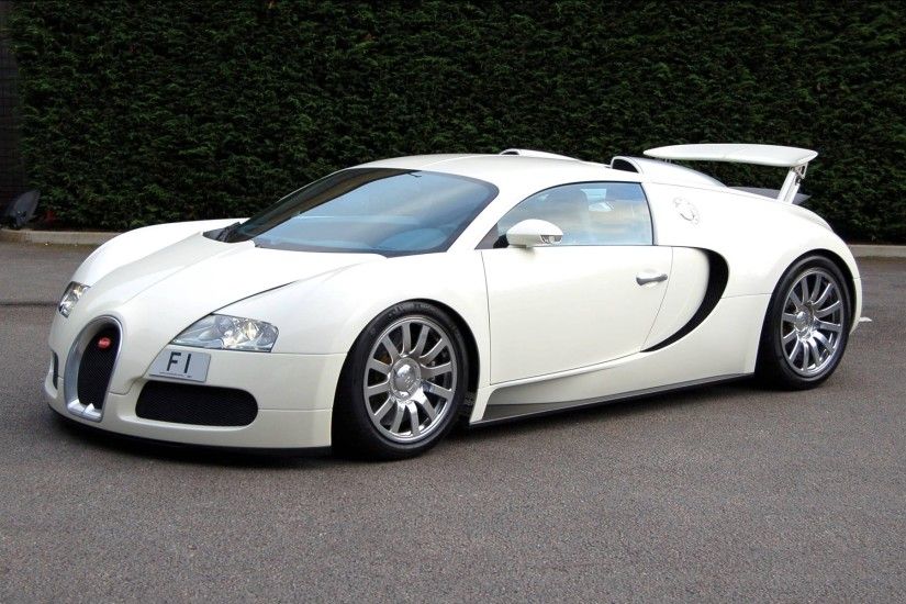 ... White and Black Bugatti Veyron Wallpaper white bugatti veyron super  sport wallpaper ...