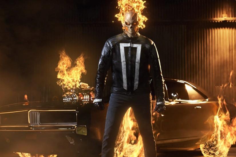 TV Series - Agents of Shield: Ghost Rider near the car