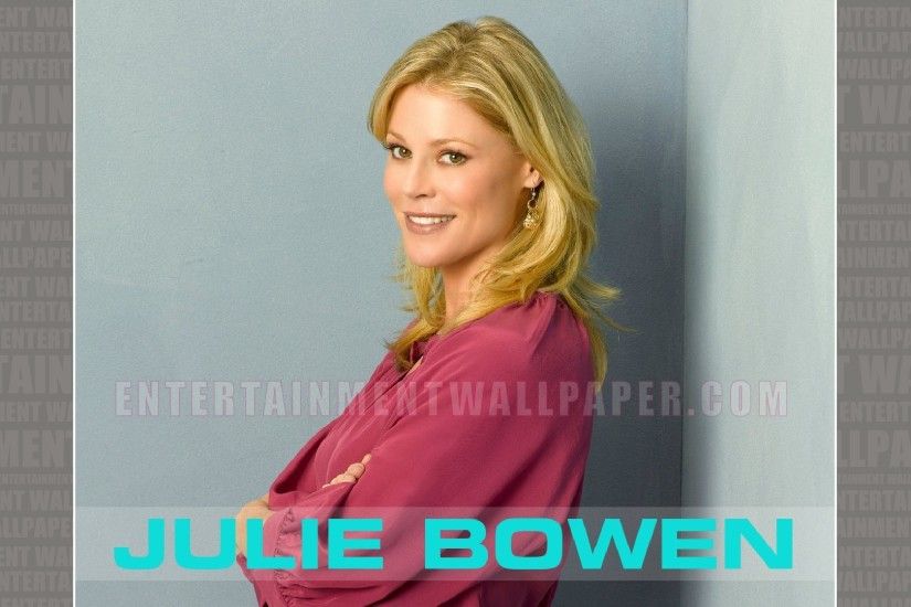 Julie Bowen Wallpaper - Original size, download now.