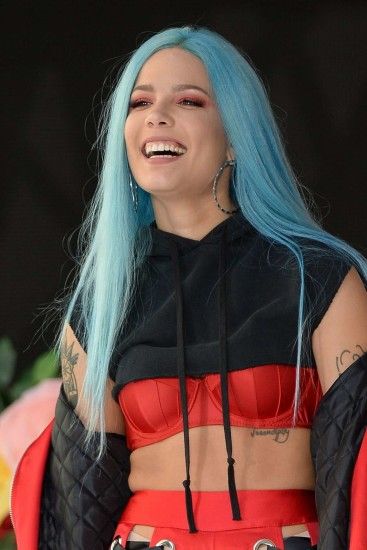 Halsey: Performs at Today Show -14
