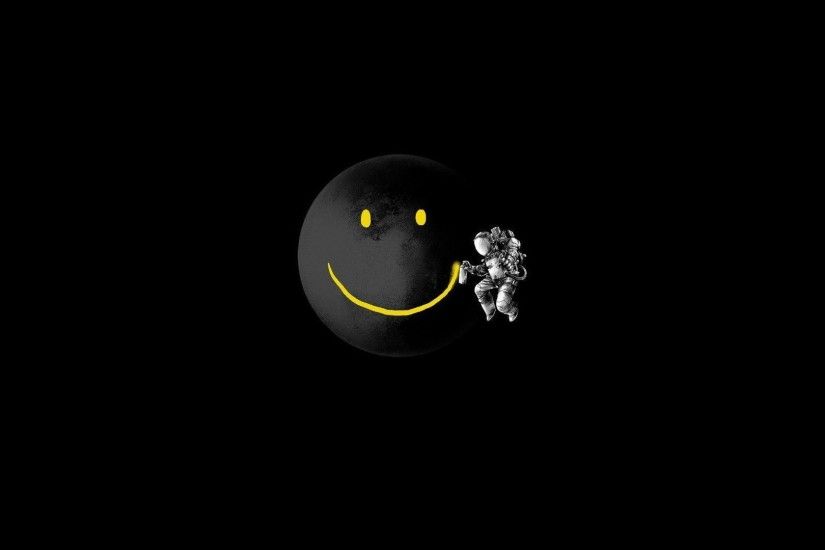 Smiley Face Spaceman Black Background 1920a Desktop Images #49217 .