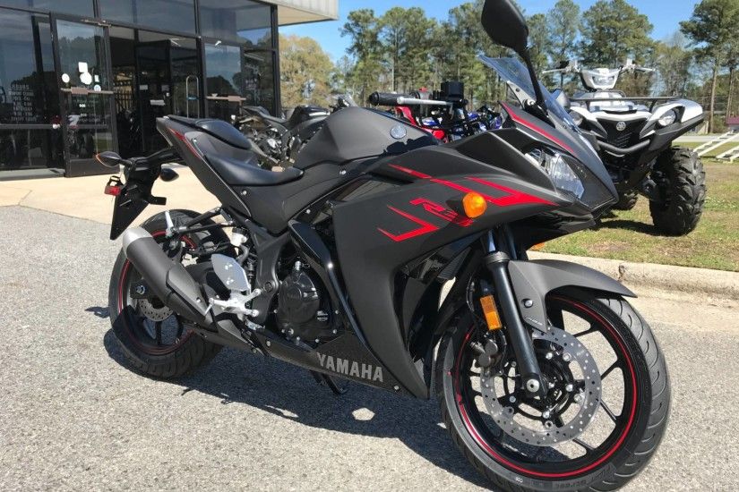 2017 Yamaha YZF-R3 ABS in Greenville, North Carolina