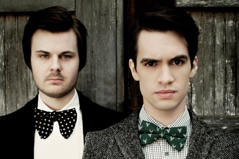 Preview wallpaper panic at the disco, brendon urie, spencer smith 2560x1440
