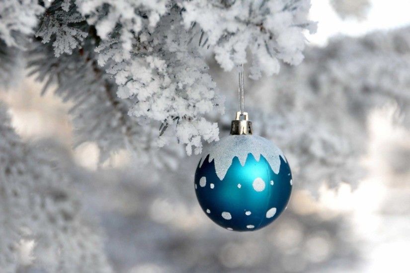 Blue Christmas Balls In Frozen Ice | HD Christmas Wallpaper Free Download  ...