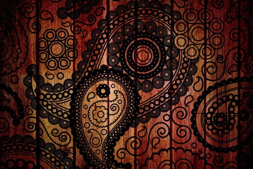 Paisley Pattern On Wood Wallpaper