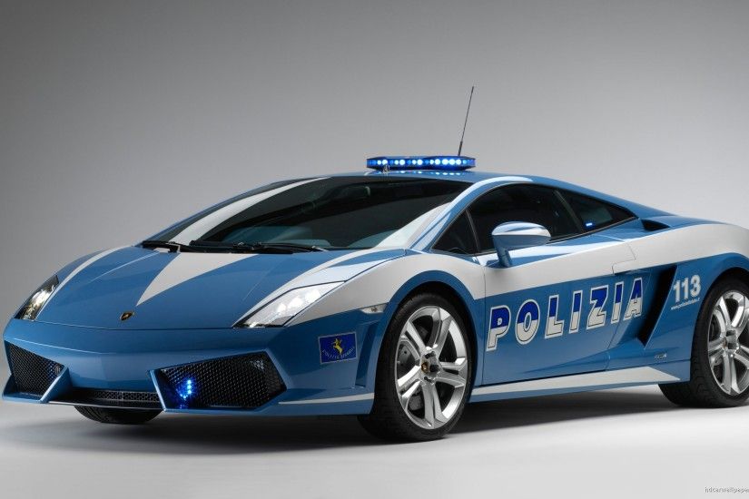 Widescreen Lamborghini Italian Police Car