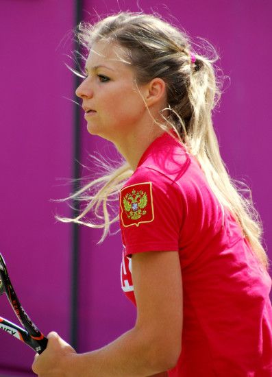 Yelena Isinbayeva | Athlete, Yelena isinbayeva and Darya klishina ...