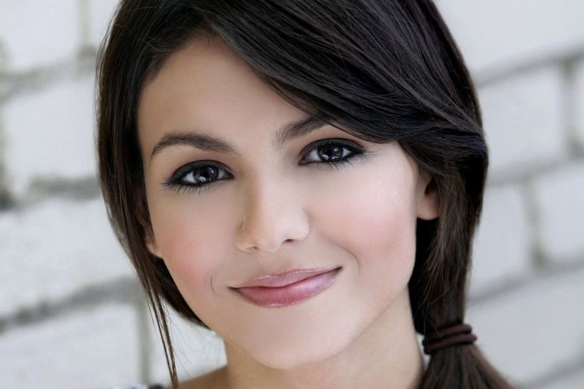Beautiful Face Victoria Justice HD Wallpapers