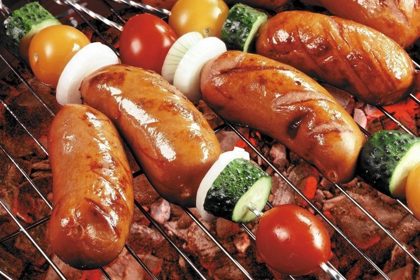 Grilled sausages wallpaper