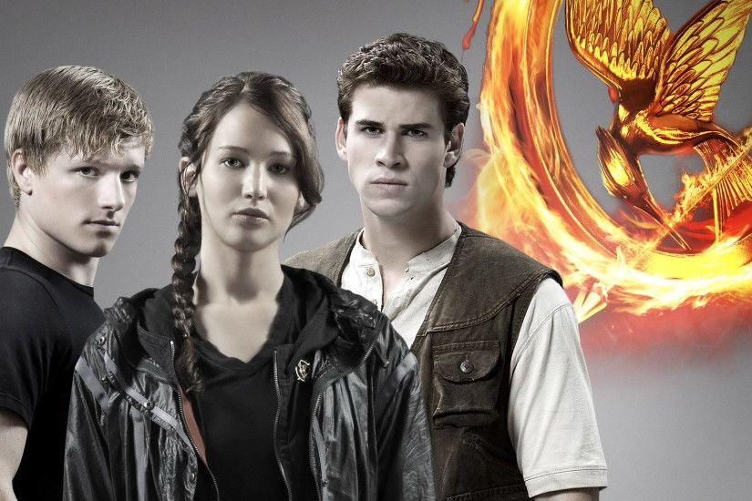 Movie - The Hunger Games Katniss Everdeen Jennifer Lawrence Peeta Mellark  Josh Hutcherson Gale Hawthorne Liam
