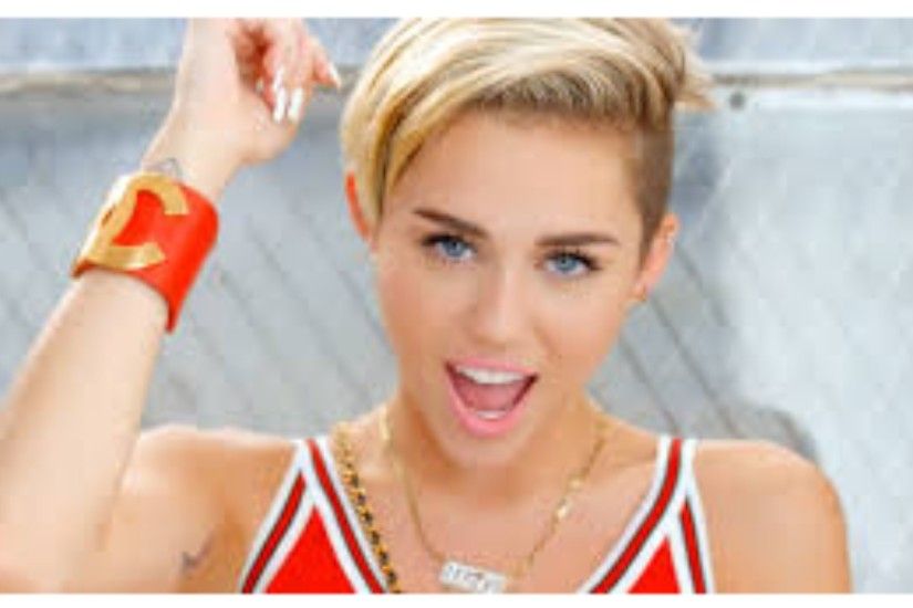 New Miley Cyrus 4K Wallpaper