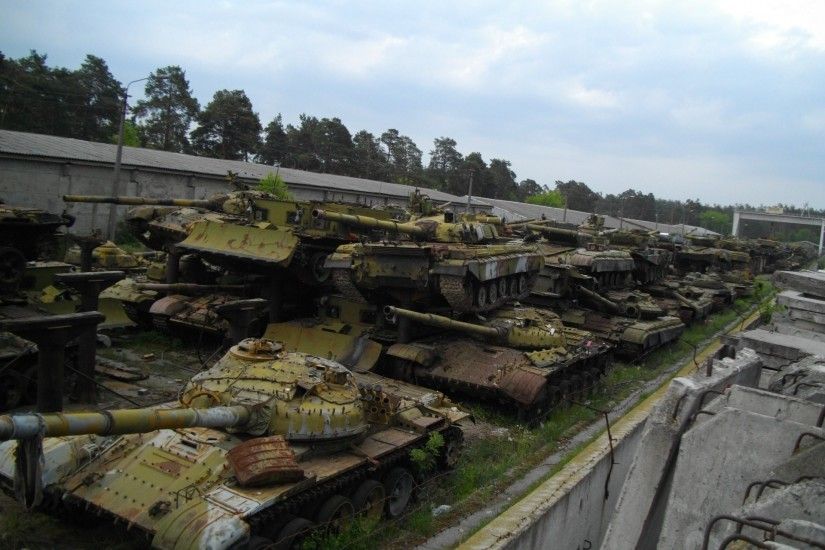 tanks dump tank cemetery kiev treasury repair mechanical factory