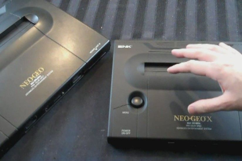 UnBoxing - Neo Geo X Gold Limited Edition Handheld Console - Adam Koralik -  YouTube