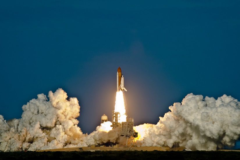 Space shuttle discovery launch wallpapers hd wallpapers .