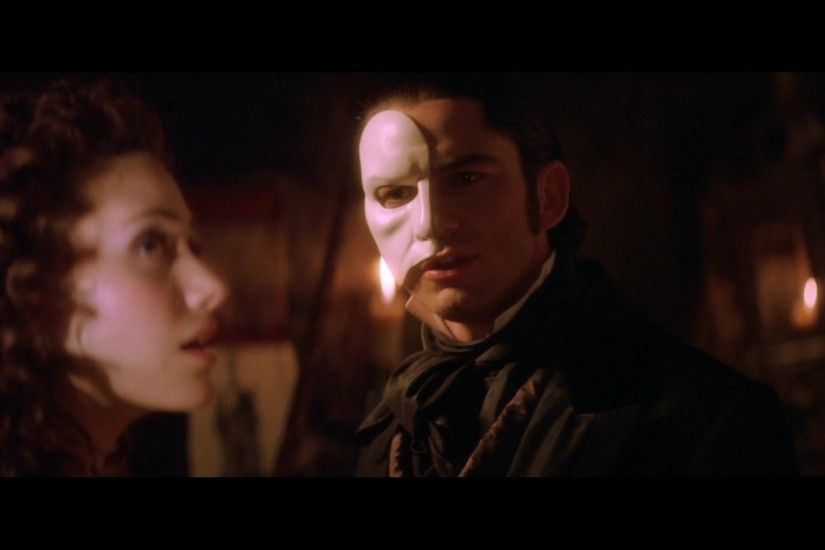 The Phantom of the Opera (2004) 04377 ...