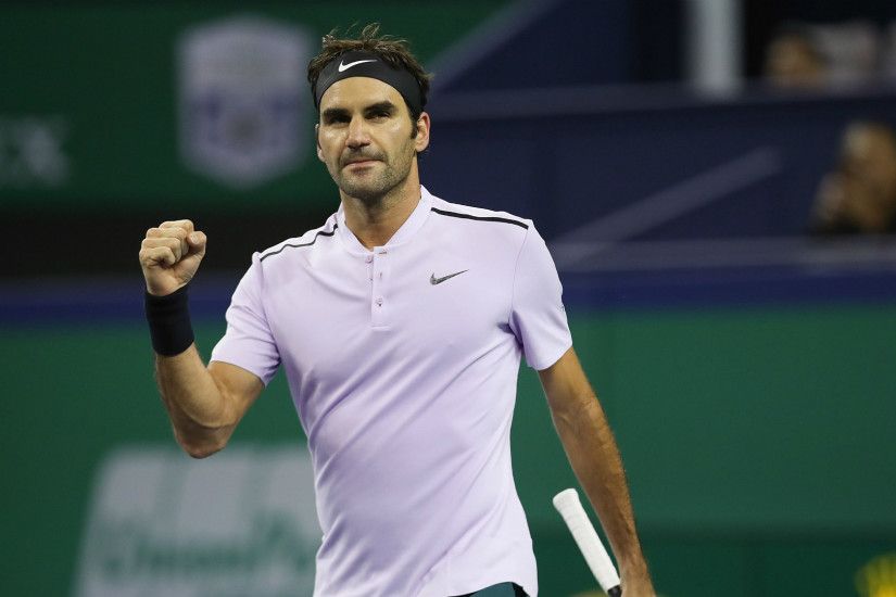 Highlights of Roger Federer's semi-final victory over Juan Martin del Potro  at the Shanghai Masters