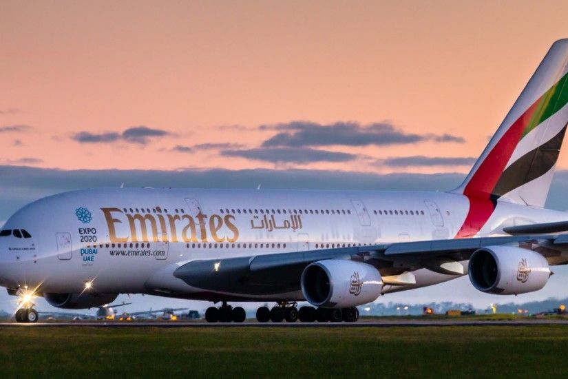 8x AWESOME A380 Takeoffs & Landings - Emirates Airbus A380 at Melbourne  Airport - YouTube