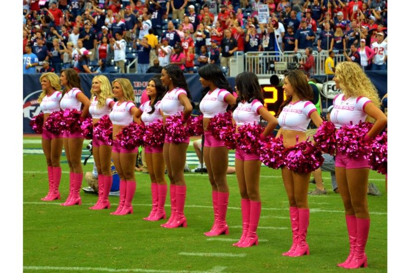 Pink NFL Texans Cheerleaders 4K Wallpaper