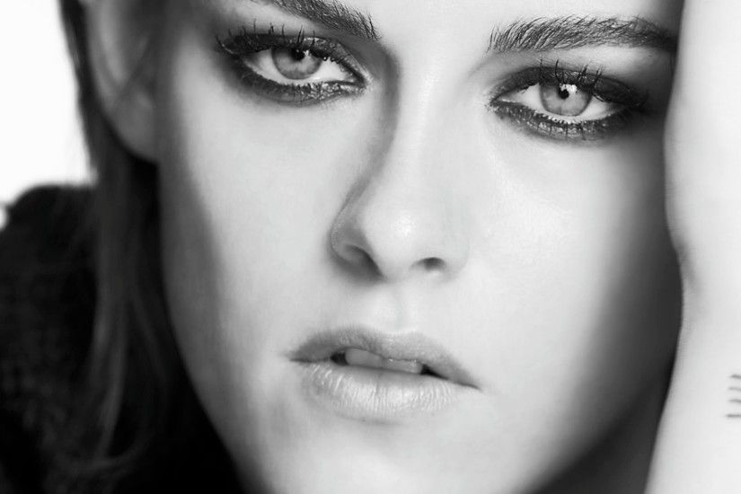 Kristen Stewart lets her eyes do the talking: #EyeCanBe a Tomboy - CHANEL