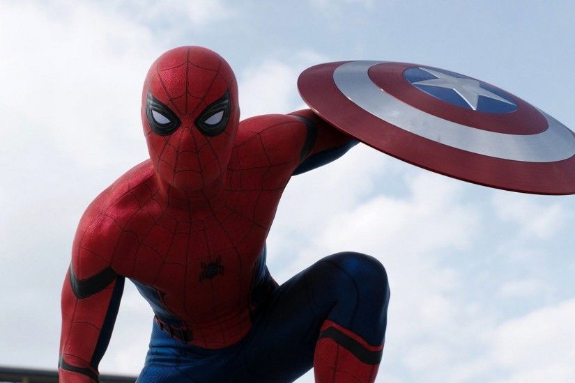 New Spider Man Wallpaper Civil War, Holding Captain America's Shield