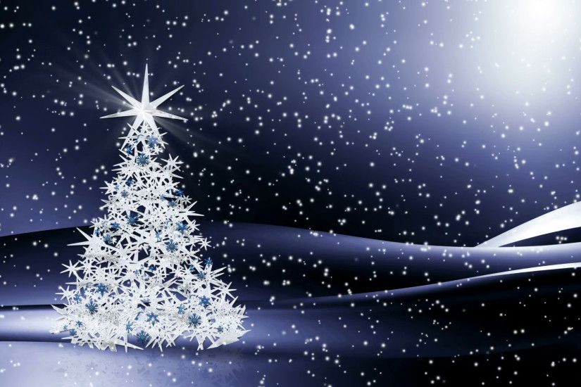 Sparkling decorated Christmas tree shining in the snowy night, Christmas  tree with snowflakes on blue background, winter seasonal scene with  snowflakes and ...