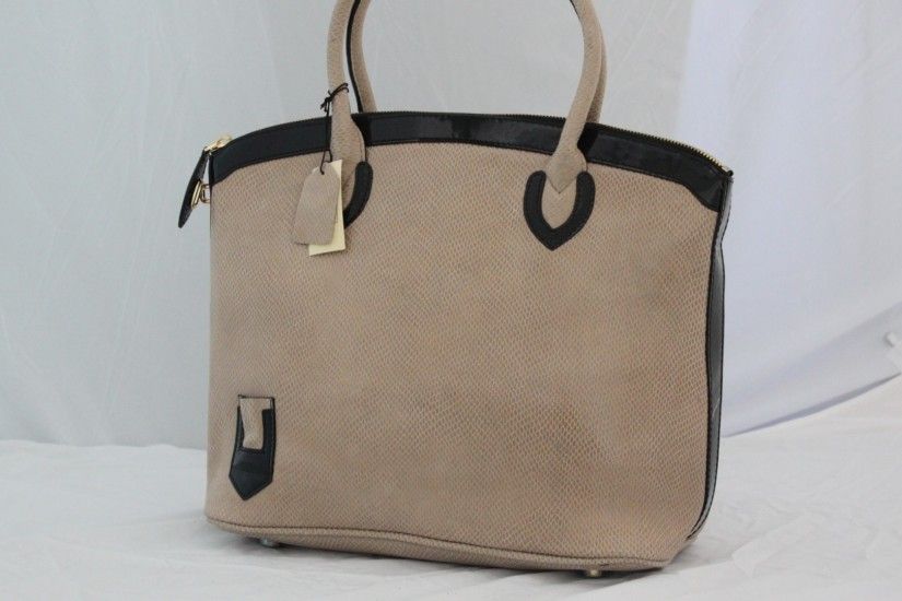1920x1080 Wallpaper louis vuitton, handbag, trend, fashionable color