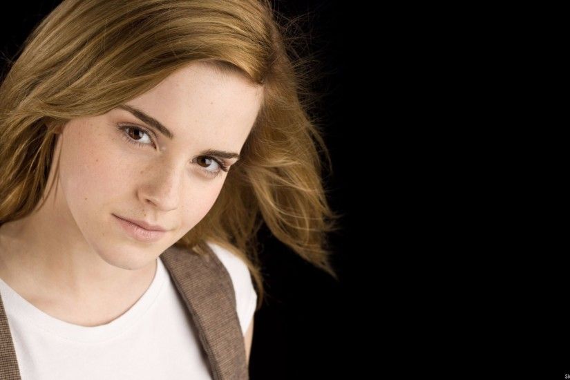 Modern 4K Emma Watson Wallpapers