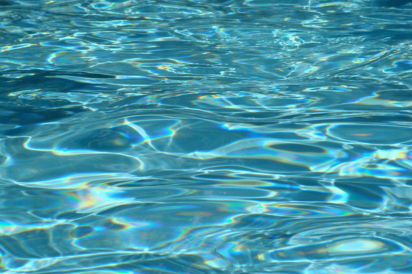 2560x1600 Cool Water Background