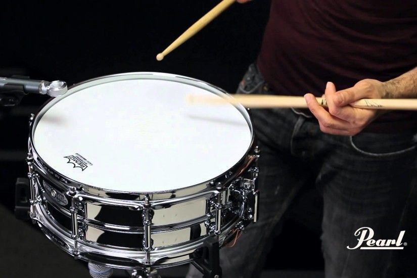 Pearl 14x5 Beaded Steel SensiTone Snare Drum