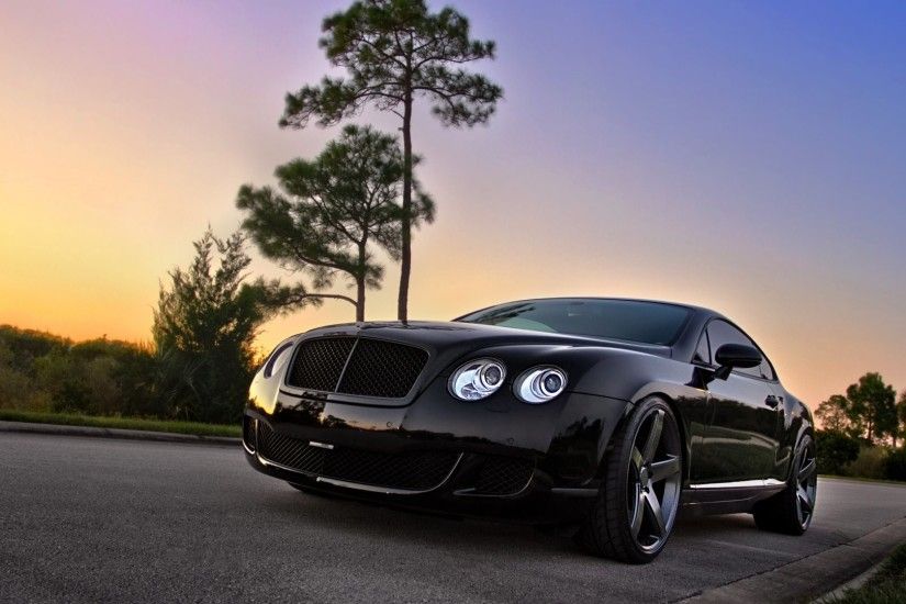 The 4th wallpaper with Bentley Continental GT optimized for apply in any  modern desktop background